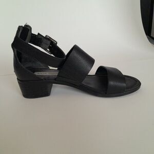 Women Steven Madden Shoes Black Strappy Heel Size 6.5M